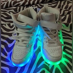 Kids LED Light-Up Sneakers - White and Green